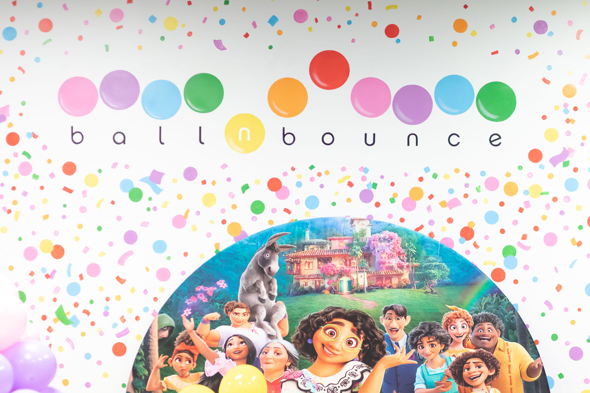Kids Playhouse in Encino - BallnBounce